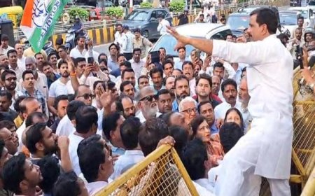 इंदौर में कांग्रेस का हल्ला बोल – भाजपा विधायक पुत्र एकलव्य गौड़ पर कार्रवाई की मांग